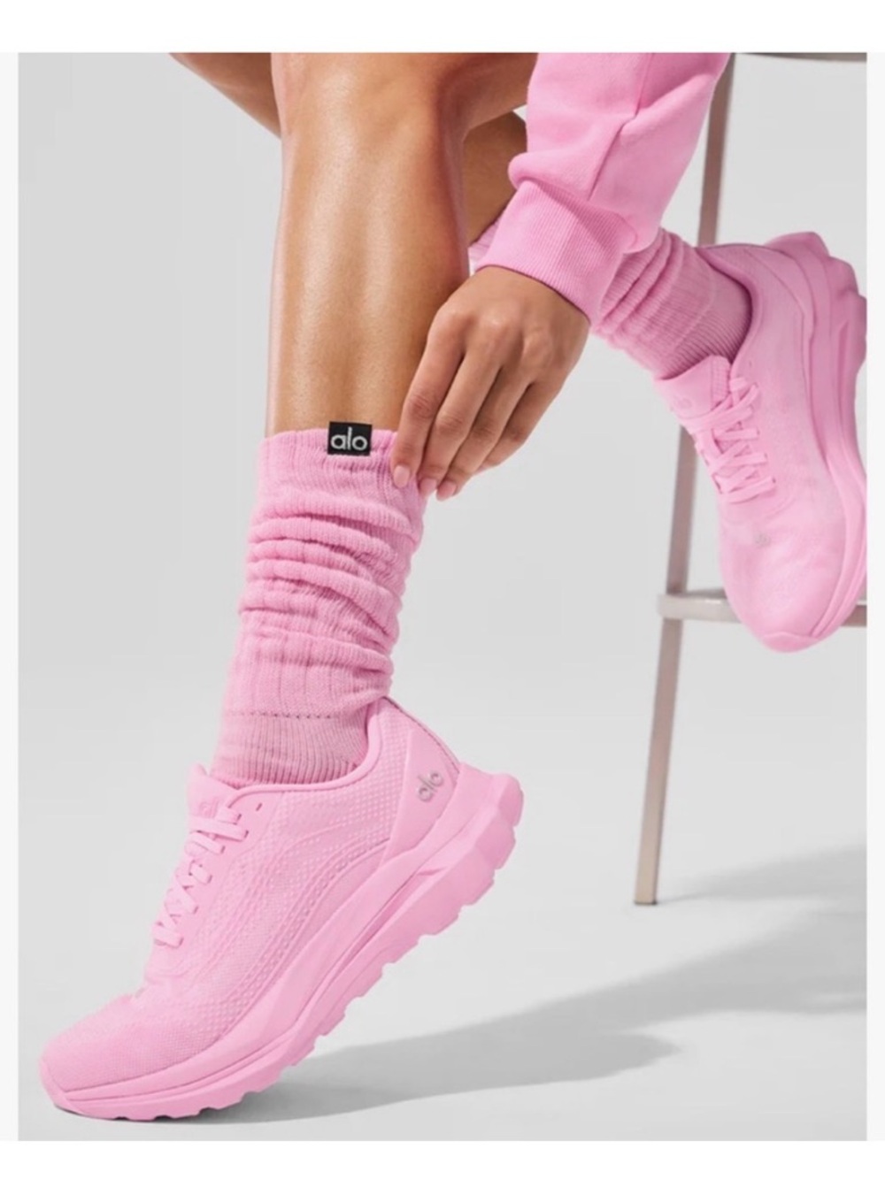 ALO Yoga Unisex Scrunch Sock Medium